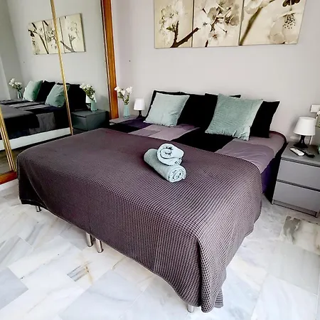 Casa Find - Beautiful Holiday Duplex Marbella
